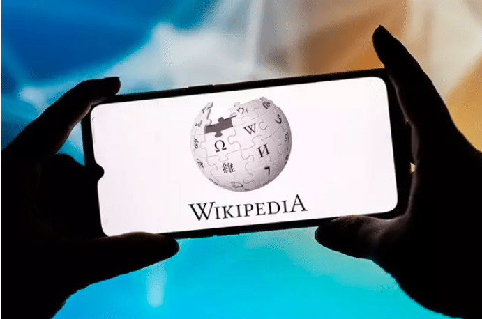 Rusia kembali mengenakan denda 9.000 euro pada Wikipedia karena “informasi palsu”