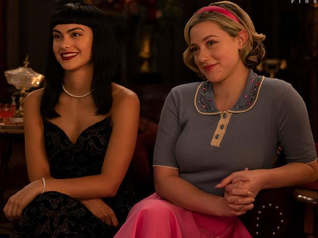 Veronica dan Betty bertemu di "the Sweet Beyond" di bab terakhir "Riverdale" (Foto: The CW)